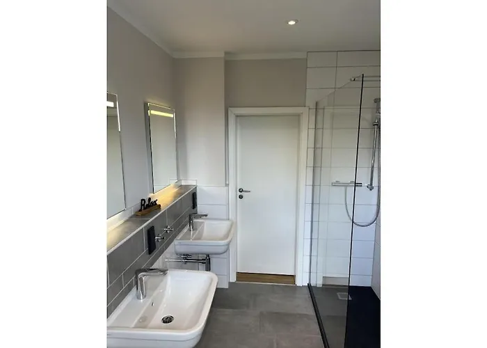 Small Mountain House Comfortable Браунлаге